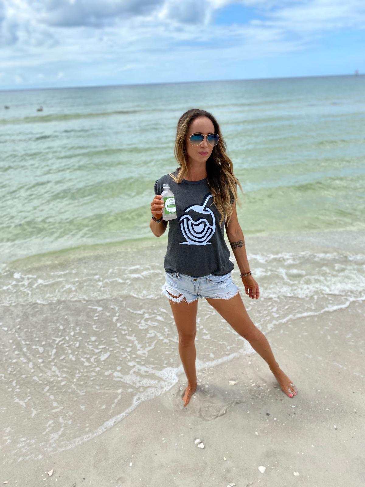 Coconut Vibes Graphic Women's Flowy Muscle Tee