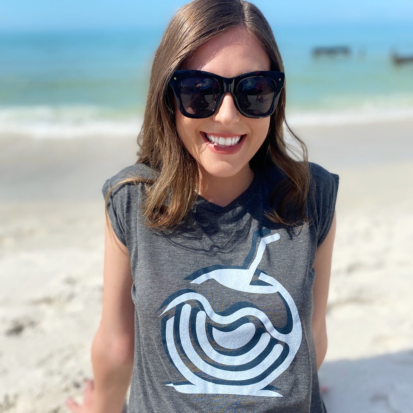 Coconut Vibes Graphic Women's Flowy Muscle Tee